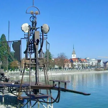 Schmuckstuck Am Bodensee